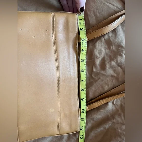 VINTAGE COACH Tribeca Camel Glove Tanned Leather Bleeker Bucket Shoulder Bag - Picture 9 of 11